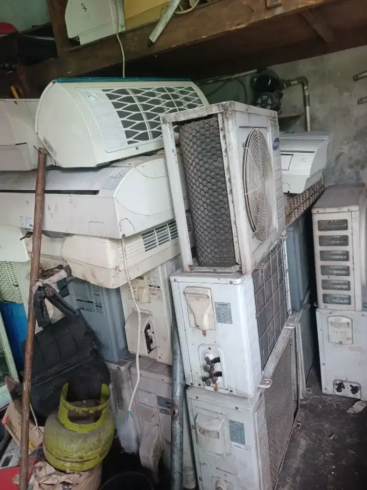 Jual beli Ac bekas dan Alat2 ex kantor