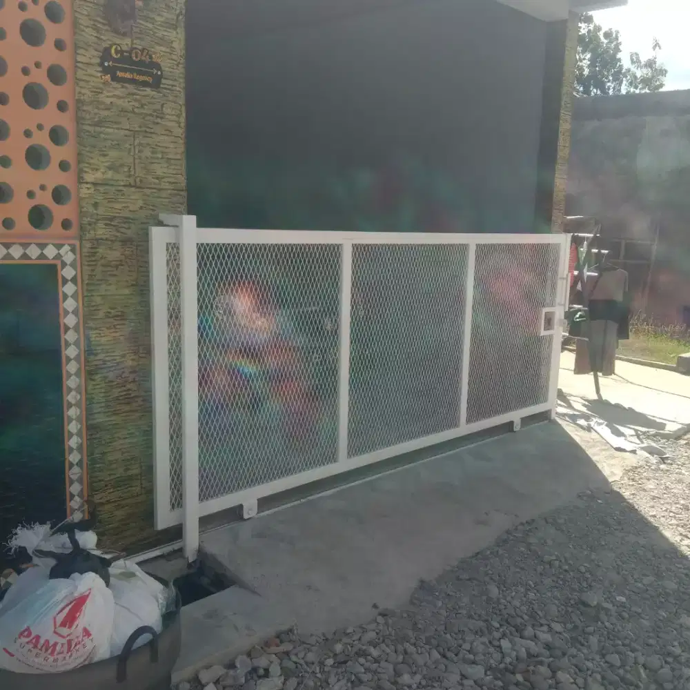 pagar minimalis expanded