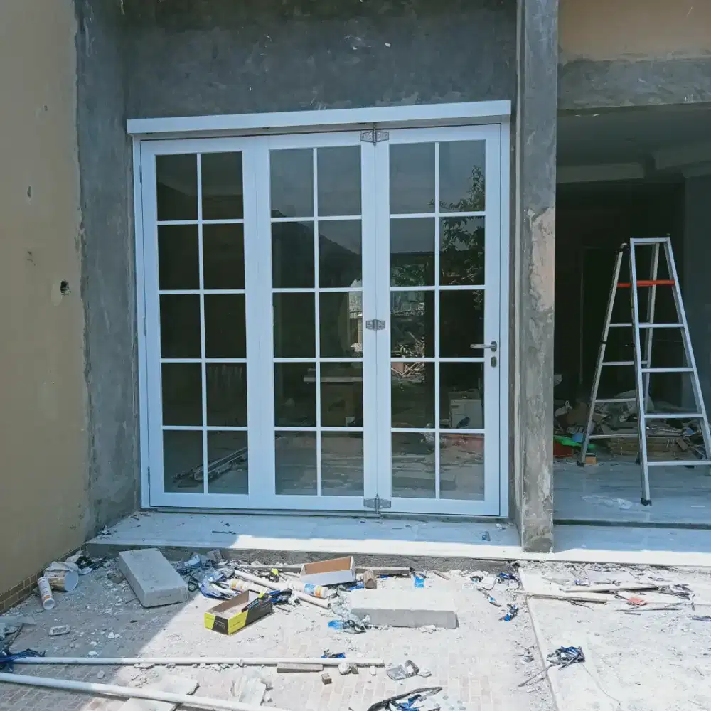 pintu lipat aluminium