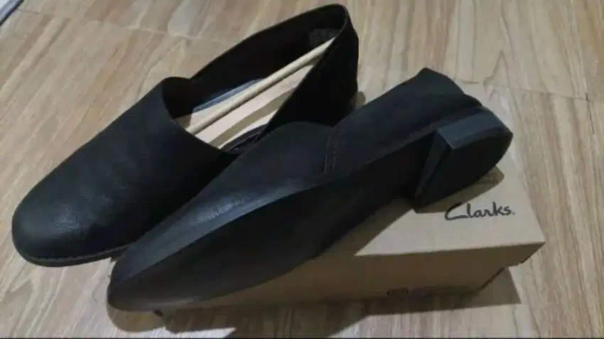 Clarks Pure Easy Leather Black NEGO