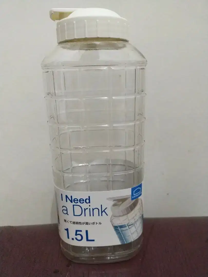 Tumbler lock &amp; lock water bottle 1,5 L, new,  original chat via WA