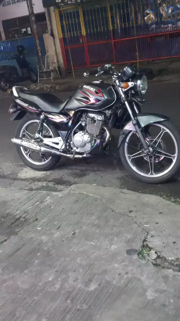Jual suzuki thunder tahun 2008 pajak baru mati januari . 10jt