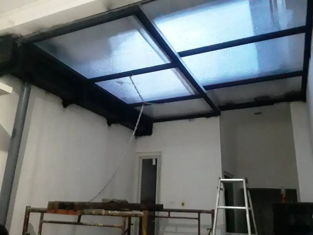 kanopi polycarbonate buka tutup minimalis