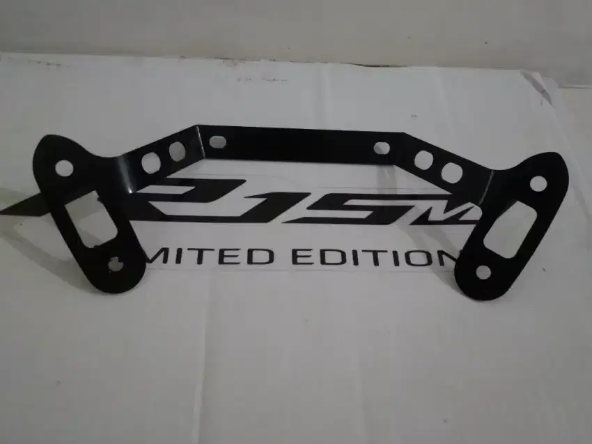 Dudukan Plat NoPol Yamaha R15M
