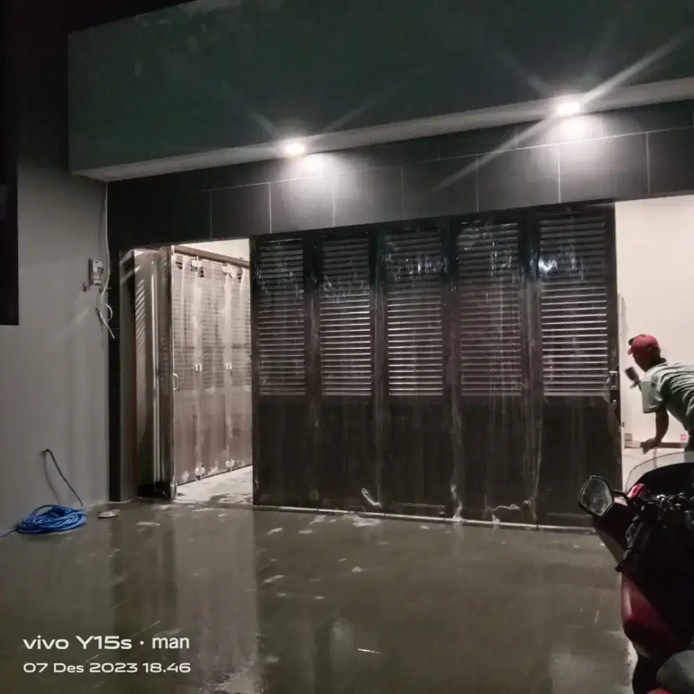 Pintu garasi handerson