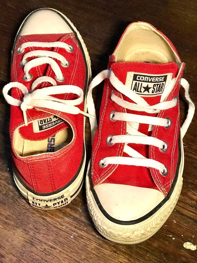 DIJUAL : Sepatu Santai CONVERSE Original Untuk Remaja