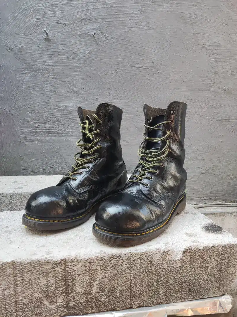 Dr Martens 1919 steel toe double stitch 10 hole MIE