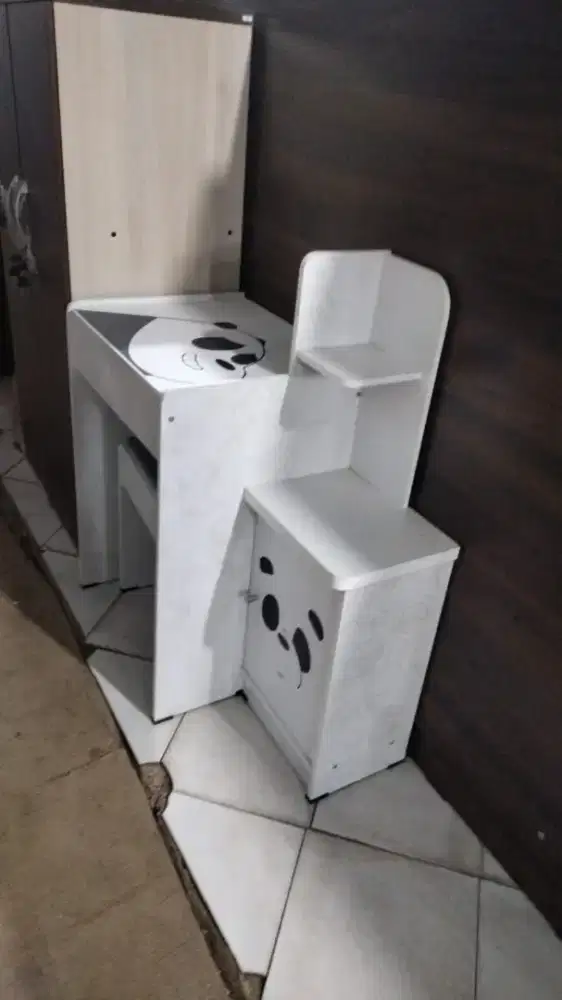 (Meja Belajar 2 Fungsi, Bisa menjadi Meja Rias & Meja Belajar)