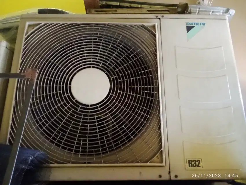 Di jual AC Daikin 2pk & AC LG 1pk.hrga bs nego.bogor