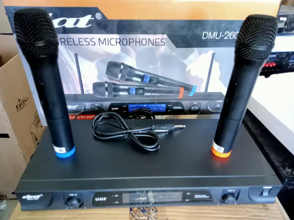 Mic DAT DMU260.