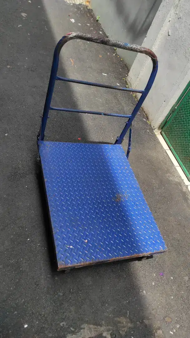 Trolley Barang Lipat Handtruck 80x60 cm