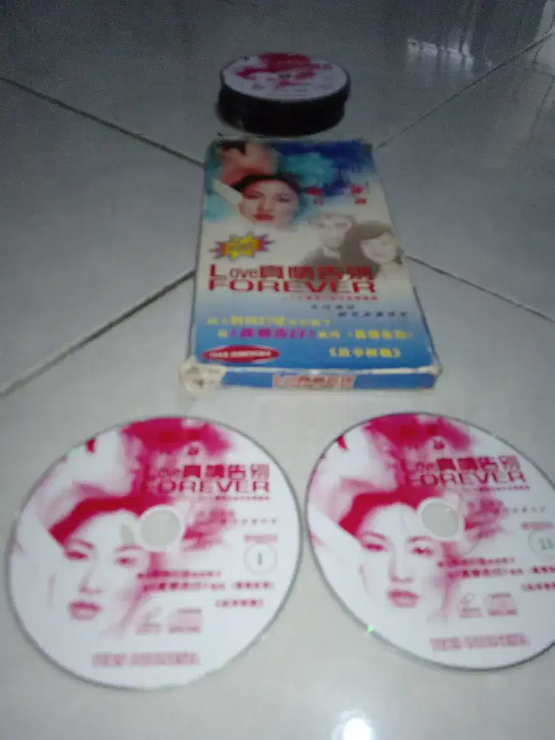 Koleksi vcd seri judul love forever, ada 23pcs, kondisi ok, bisa nego
