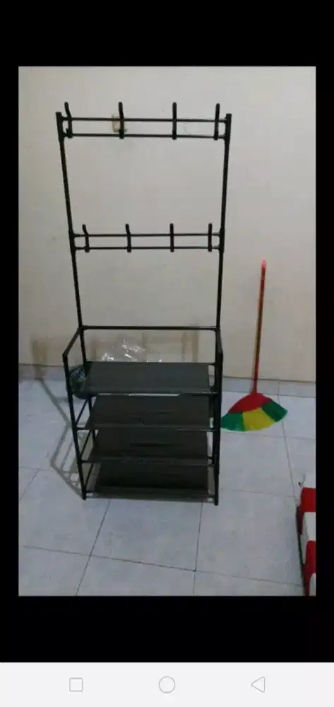 Rak sepatu gantung Venus