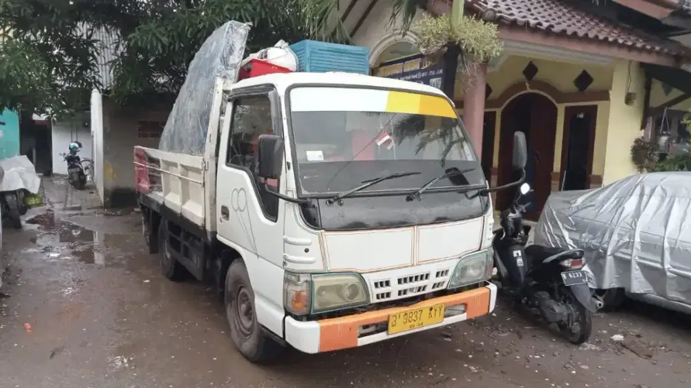 Truk engkel angkut barang cikarang