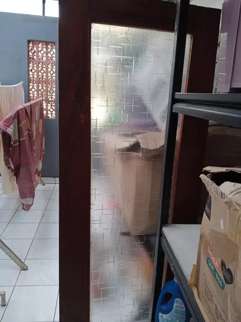 Daun jendela Jati Dengan kaca kuno