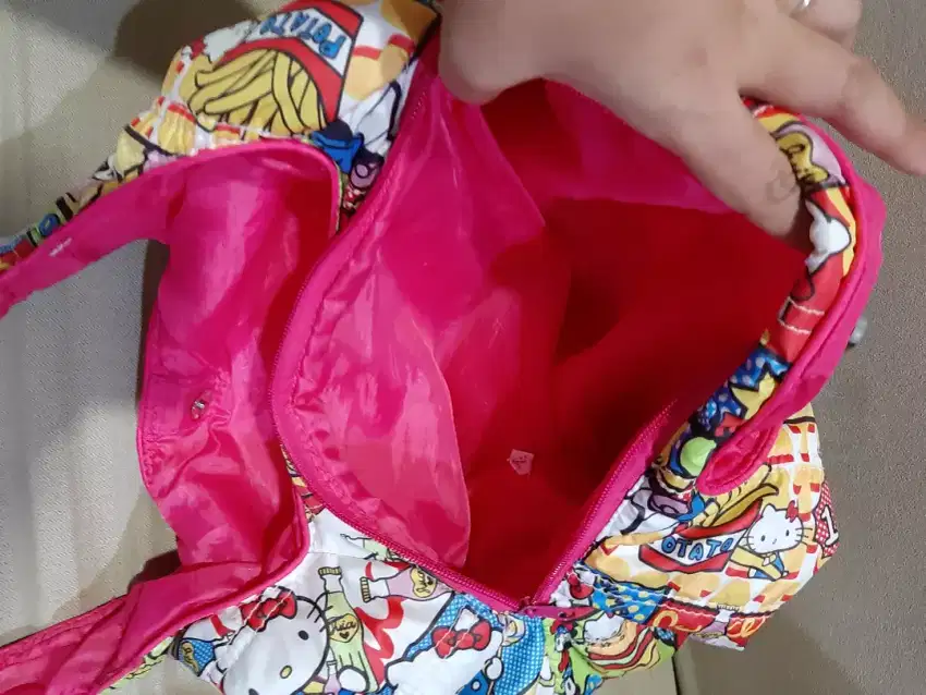 Tas asli sanrio motif Hello Kitty