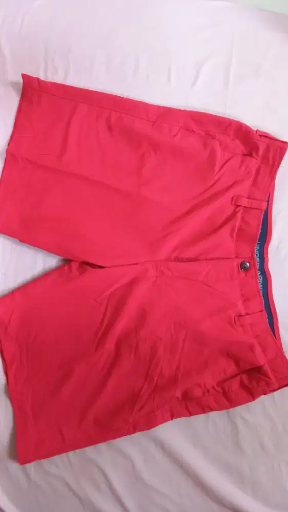 Celana pendek Under Armour Original