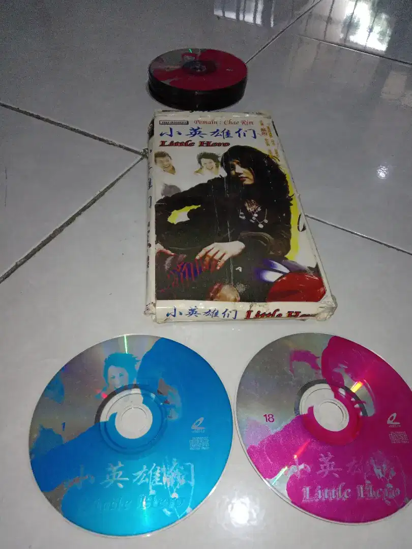 Koleksi vcd seri judu little hero, ada 18pcs, kondisi ok, bisa nego