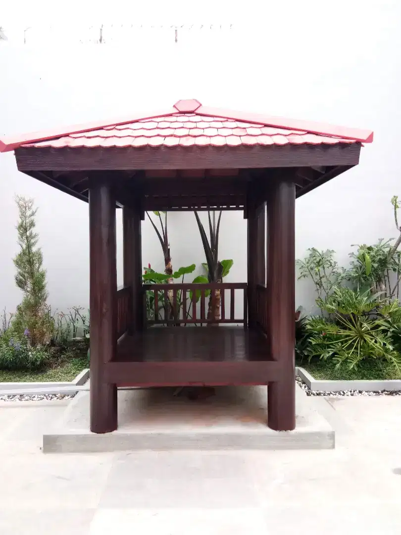 Gazebo Kayu Kelapa