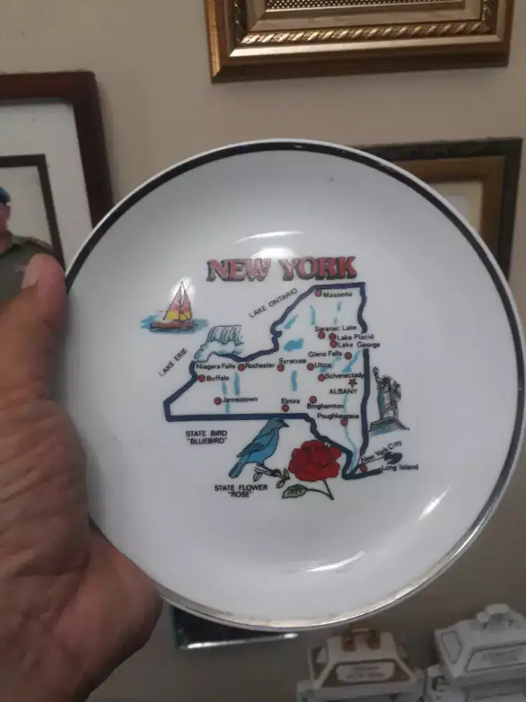 Antik vintage piring souvenir kota new york USA mulus siap gantung