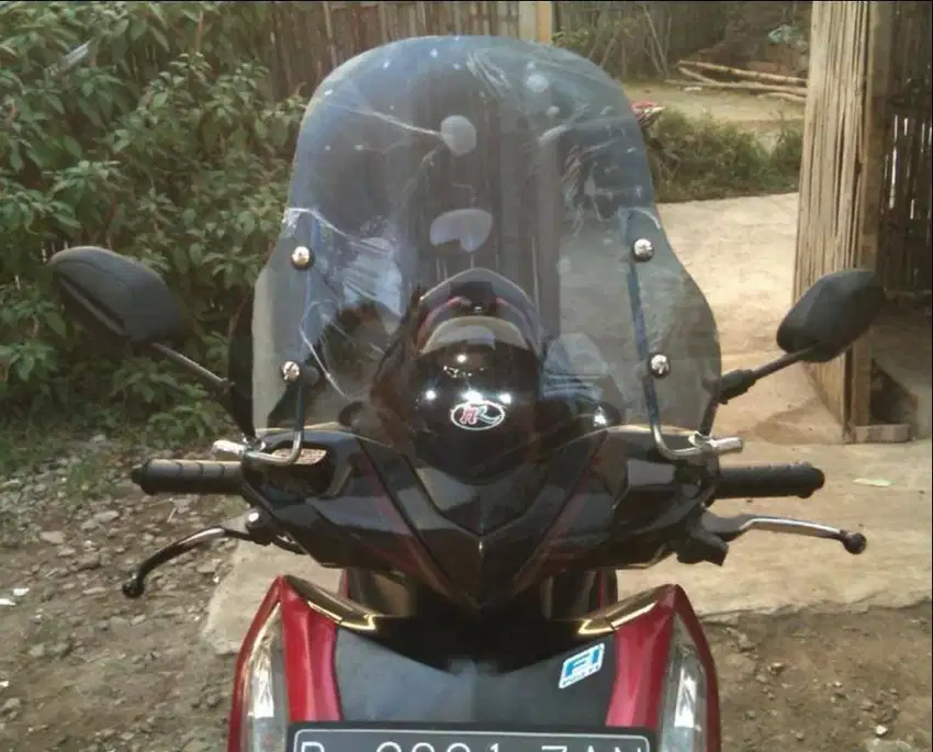 Windshield Universal pemakaian jarang