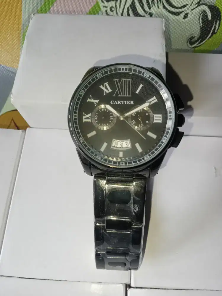 Jam tangan analog Cartier