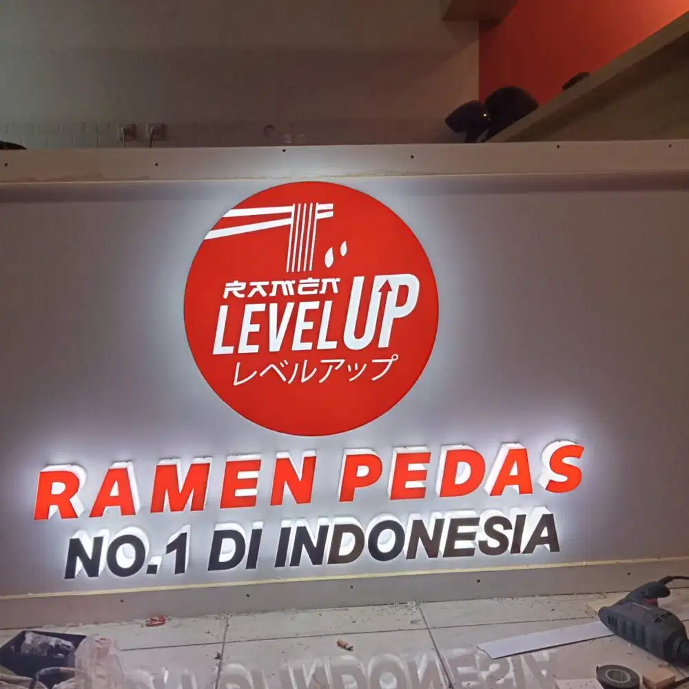 HURUF TIMBUL//PAPAN NAMA//NEON BOX//REKAME//AKRILIK MURAH