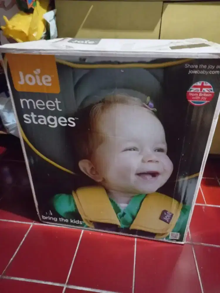 Bangku baby di mobil