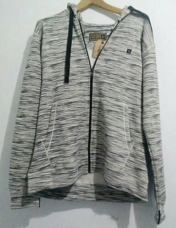 Freekrm-ok BNWT ||Jaket zipper hoodie good ori distro abu white-strip-