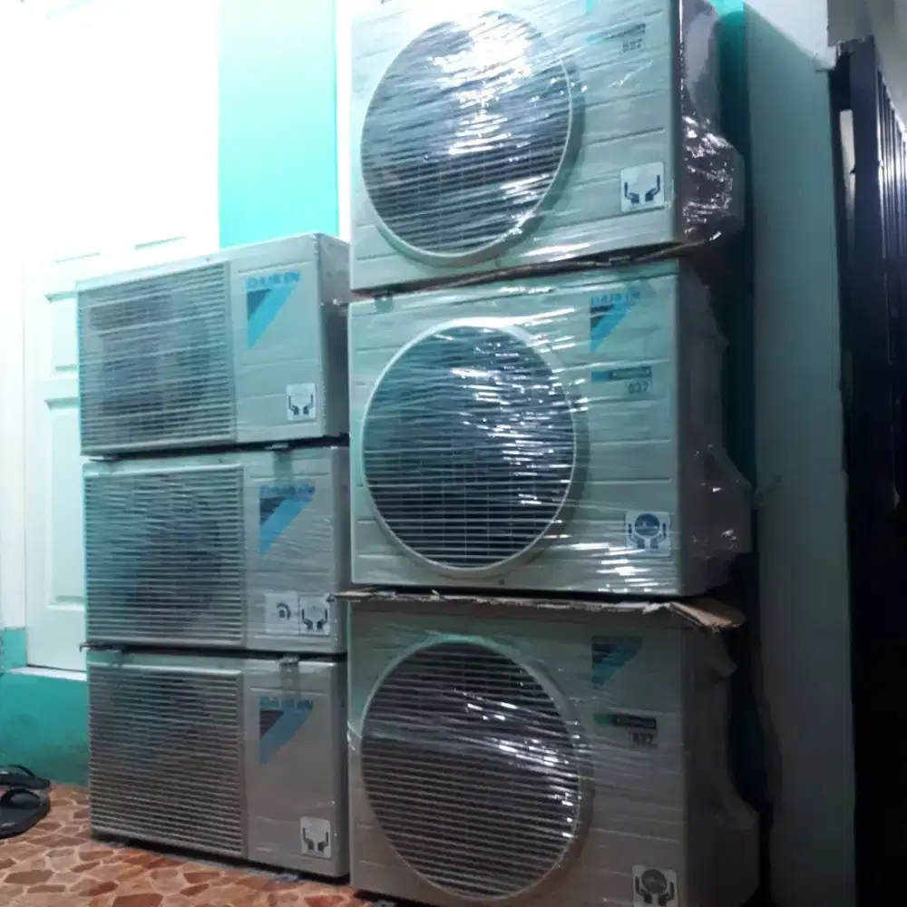 Ac daikin inventer  3/4  pk thailand R 32 normal dan mulus 90%