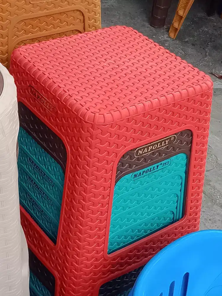 KURSI PLASTIK / BANGKU PLASTIK ANEKA WARNA