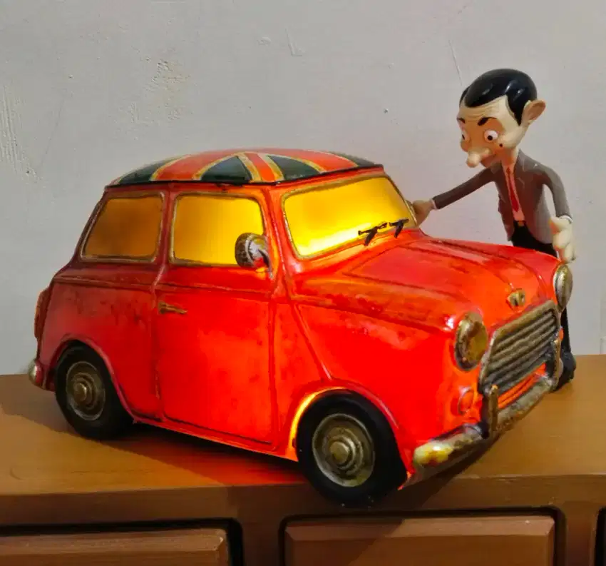 Lampu diecast mobil morris mini lawas sepeda seiko omega antik vintage