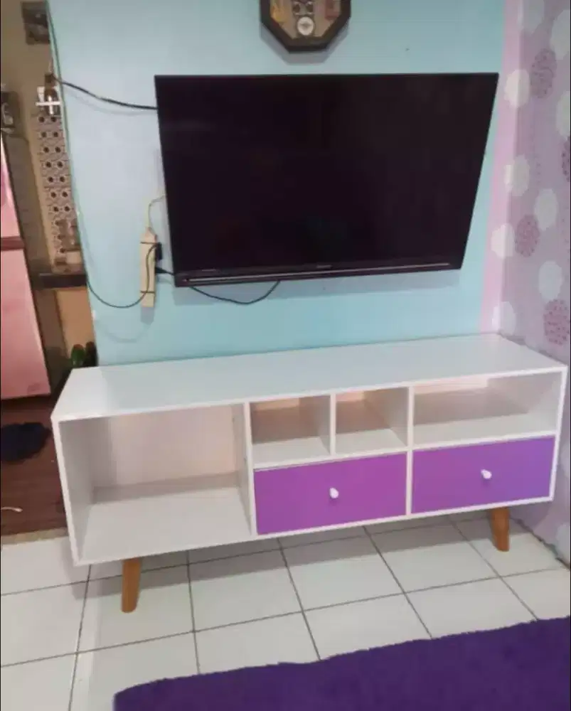 Bufet tv minimalis