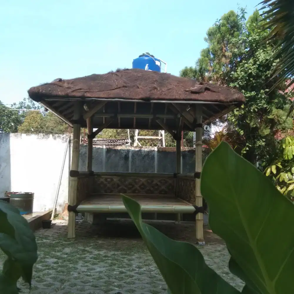 Saung Bambu 2x2 Siap Pasang Termasuk Ongkir Dan Pengerjaan