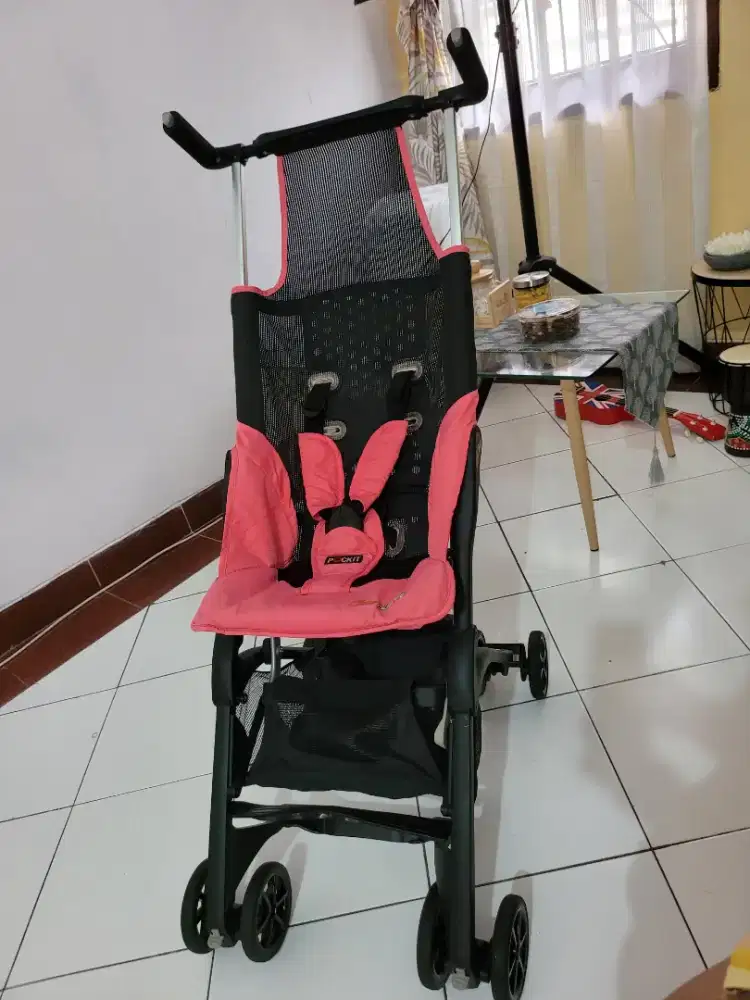 Stroller hotsell pockit terbaik