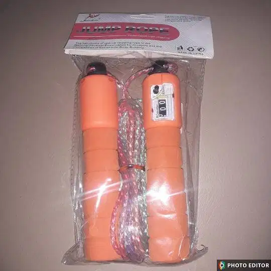 Tali skipping dengan counter jump rope Lompat tali