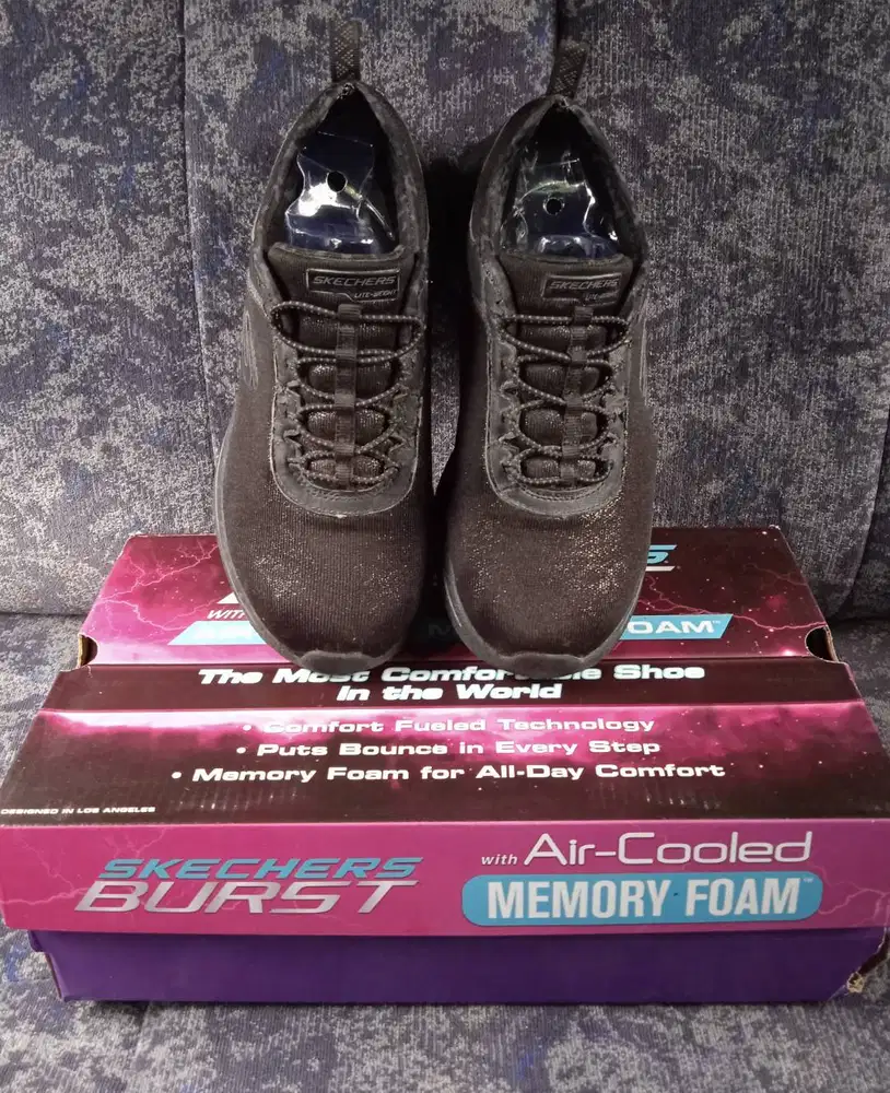 Sepatu Skechers Cewe Ori