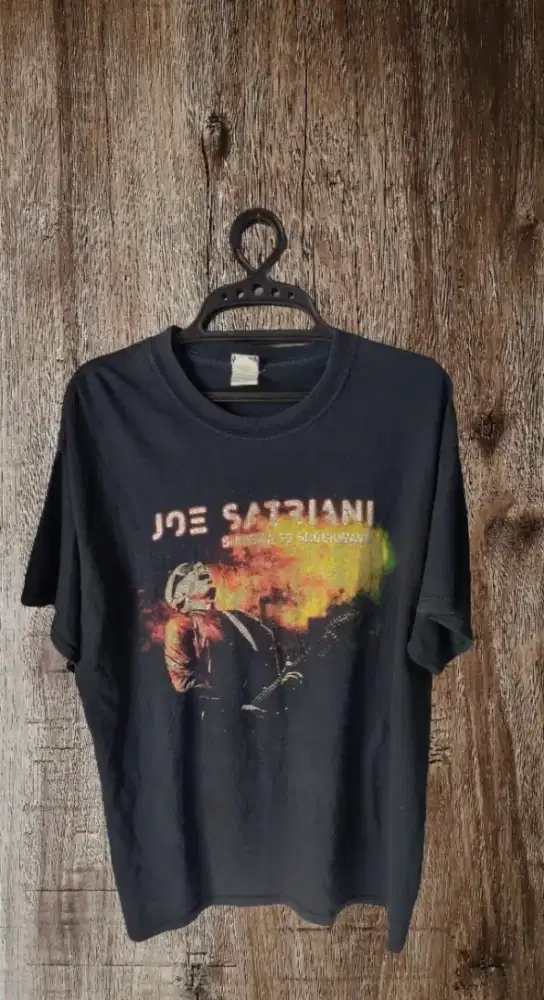 T-shirt kaos Joe satriani tour 2016 surving to shockwave