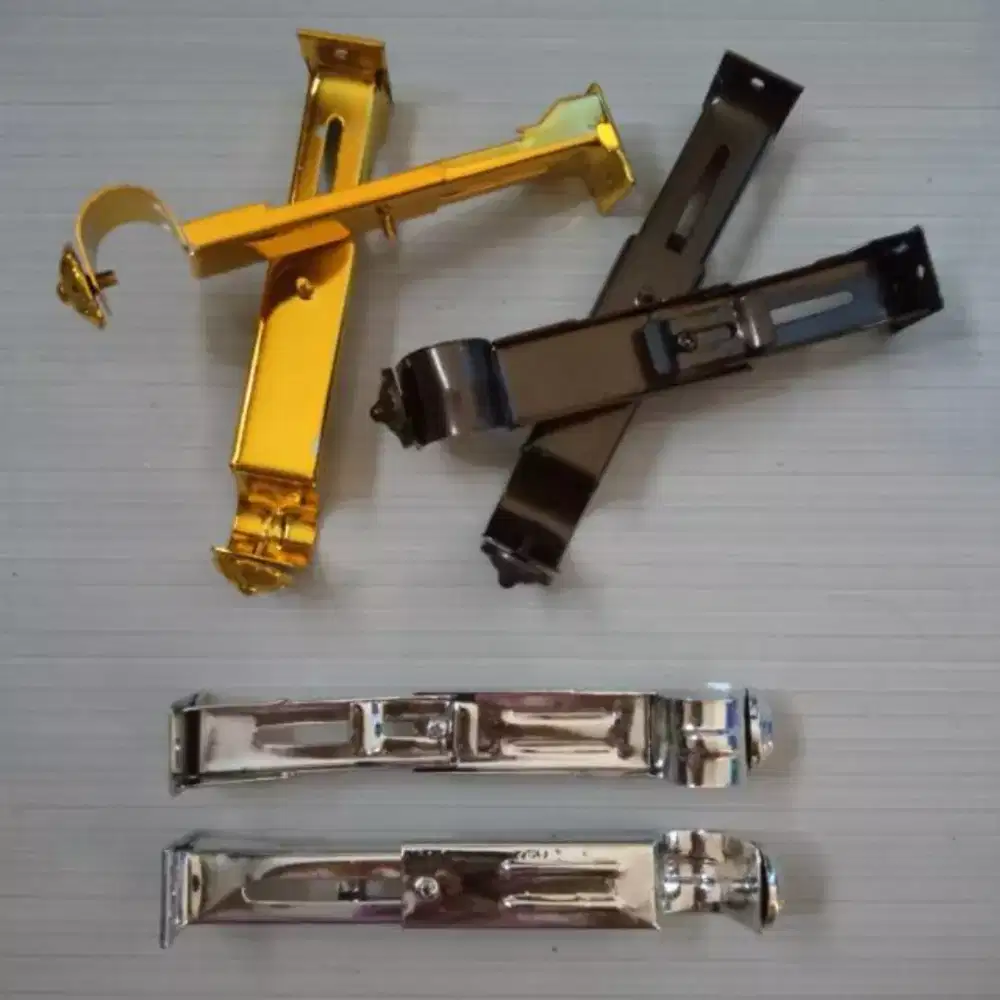 Kaki tiang/rel gorden