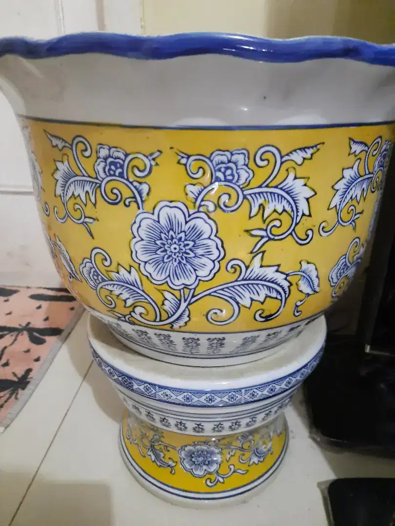 3 Pot Guci tanaman/bunga keramik,1 warna kuning,2 warna biru tua