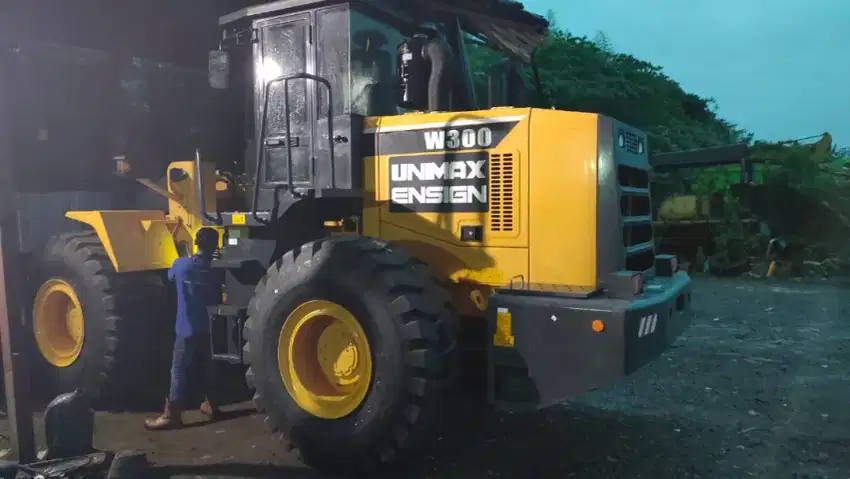 Loader 3 m3 china murah , bergaransi