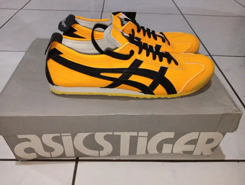 Onitsuka tiger size 42 masukmasih barumulus 170rb nett