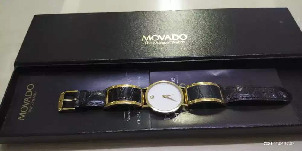jam tangan movado swiss