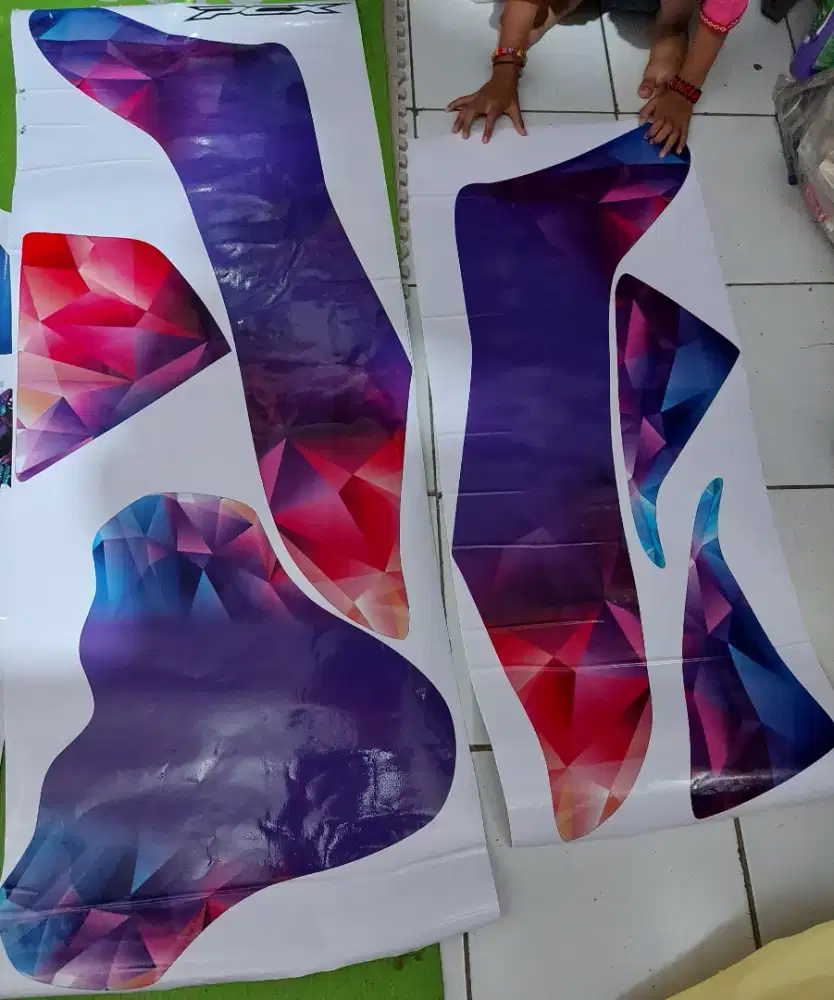 stiker decal buat  pcx 150  old yg serius aj w.a  bkan  omdo