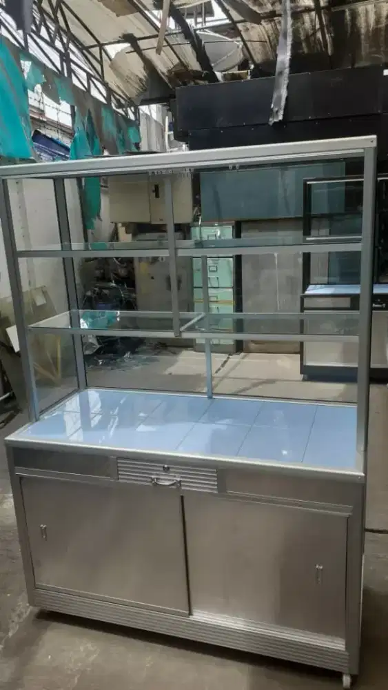 Etalase makanan Mateng P.120cm meja keramik