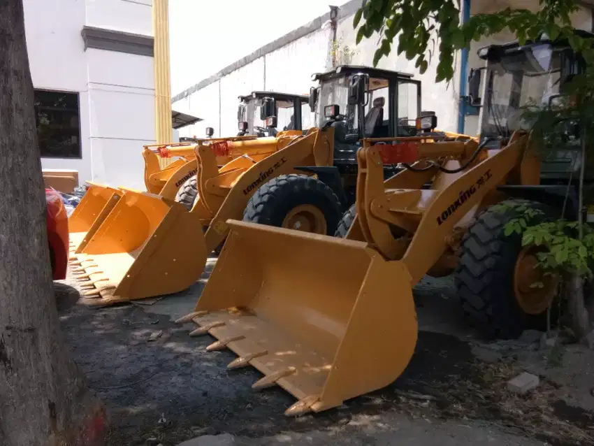 Wheel Loader 2kubik Surabaya-Makassar-Ternate-Banten-Cirebon-Malang