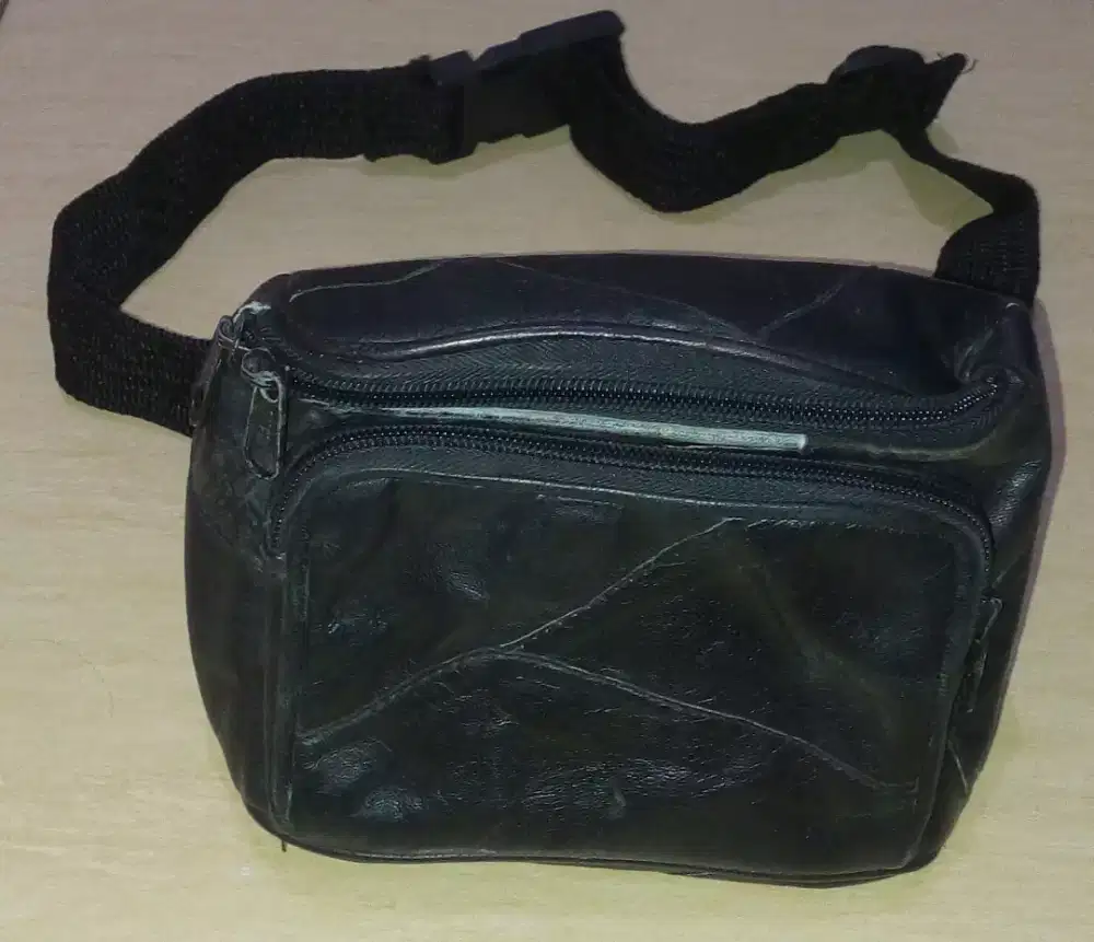 Tas Pinggang Kulit