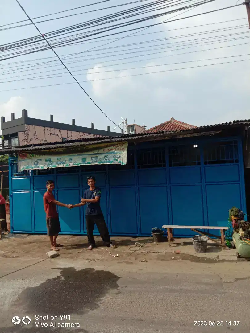 Pintu lipat minimalis