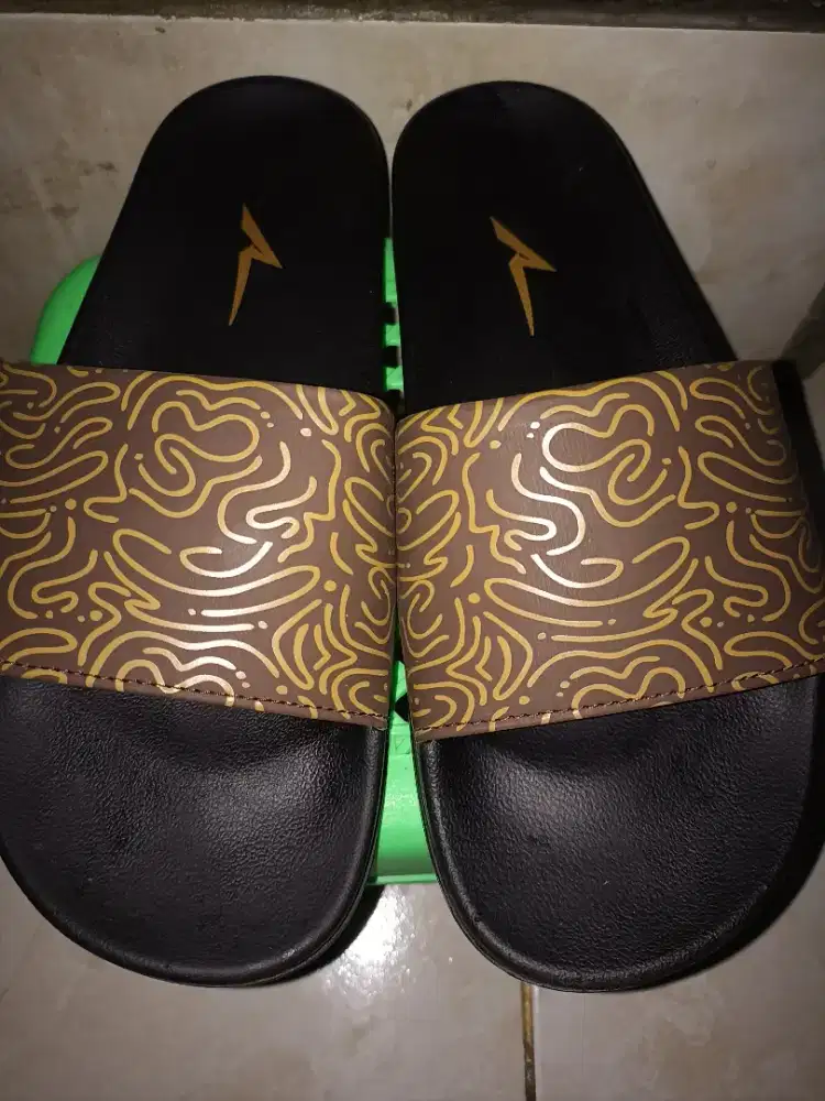 Jual sandal Cowok merk Ando size 43( Baru/