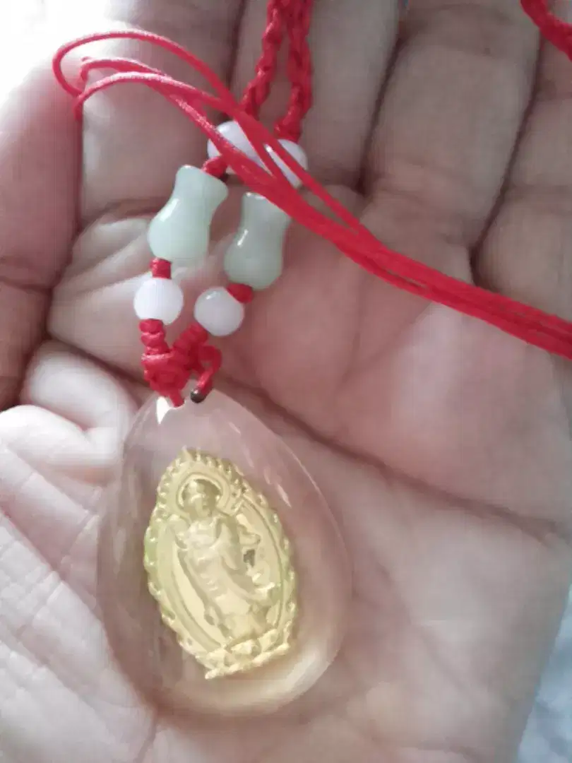 Kalung liontin kwan im dari China